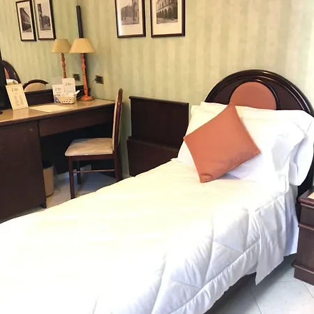 فندق Sapori تول