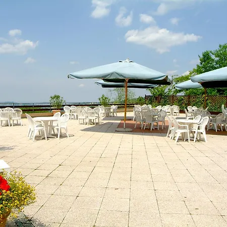 Sapori فندق تول